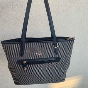 Coach Taylor Tote With Legacy Print